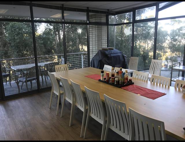 876M² OFFICE TO LET IN PLATTEKLOOF